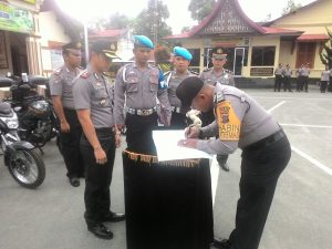 Polres Bukittinggi Serahkan Kendaraan Dinas Kepada Bhabinkantibmas