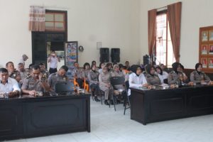 Biddokkes Polda Sumbar Sosialisasikan Kesehatan di Polresta Bukittinggi