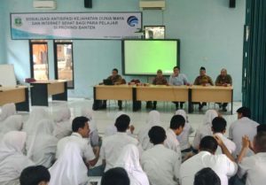 Ditkrimsus Polda Banten Ajak Siswa SMAN 2 Bijak Dalam Bermedsos