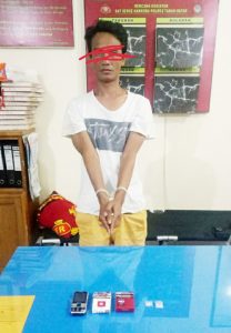Polisi Tangkap Pengedar Botak