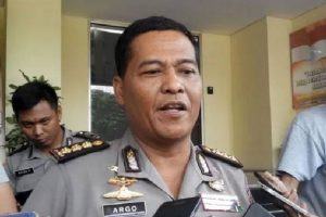 Ditolak Ngutang Rokok,  Anak Elvi Sukaesih Ngamuk Pakai Parang