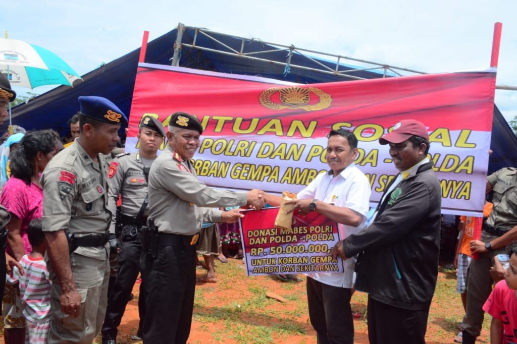 Polda Maluku Terus Salurkan Bantuan Sosial ke Lokasi Pengungsi Korban Gempa Maluku