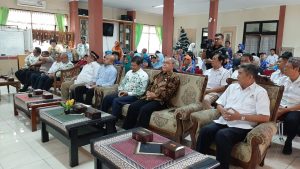 Kadin dan Walikota Jakarta selatan Berbagi di Panti Jompo