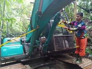 Polres Solok Selatan Amankan Tiga Alat Berat dari Tambang Ilegal