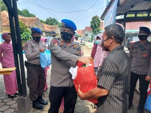 Sambut HUT, Ditpolairud Gelar Baksos Anjangsana Kepada Purnawirawan dan Warakauri