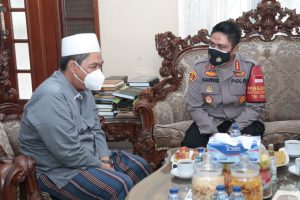 Ciptakan Kamtibmas Kondusif, Kapolres Metro Jakut Kunjungi Tokoh Agama