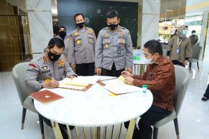 Tanda Tangani Kerja Sama Polri-BKPM, Kabaharkam: Bukti Komitmen Polri Jamin Keamanan Berinvestasi