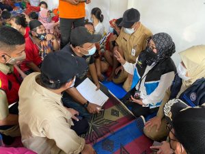 Kemensos Berikan Bantuan Bagi Korban Kebakaran di Krukut