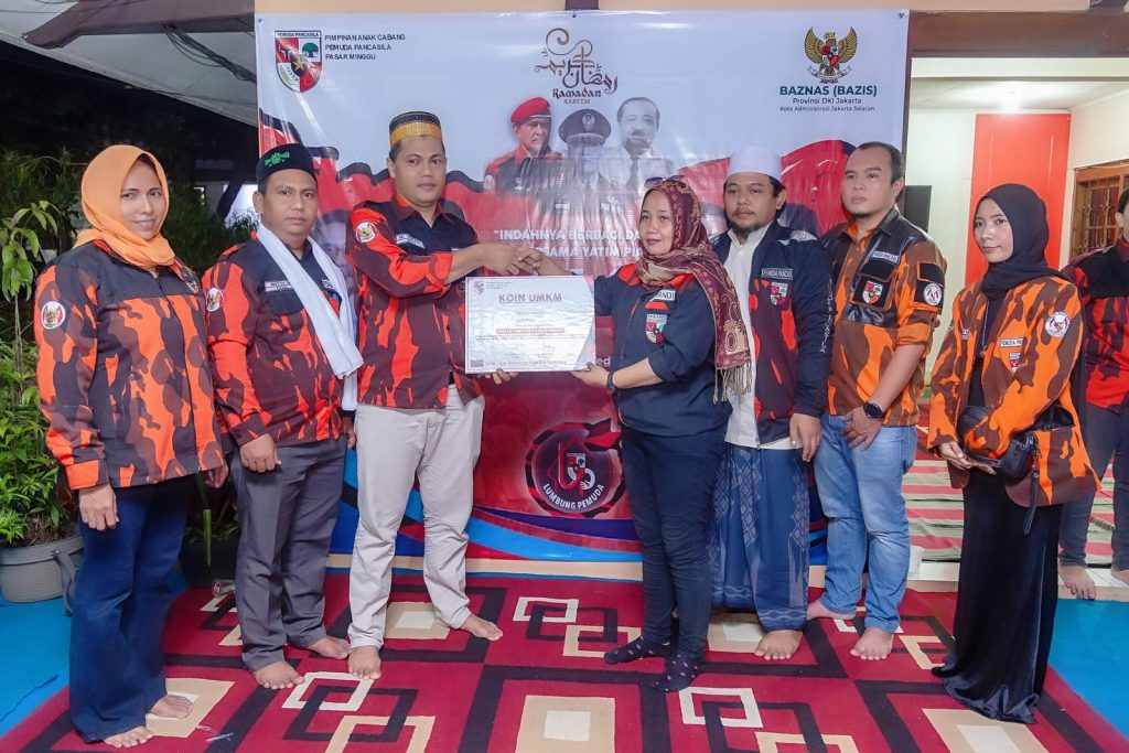 Lagi, PAC Pemuda Pancasila Pasar Minggu Salurkan Keping Mahatidana Kepada 2 Pelaku UMKM di Acara Doa Bersama Yatim