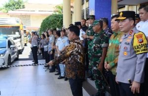 Gubernur dan Kapolda Sulut, Lepas Rombongan Mudik Gratis