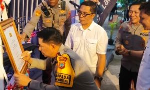 Irjen Pol Roycke Langie Resmikan Sekolah Olahraga Stand Up Paddle Bertaraf Internasional