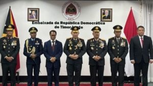 Kapolri Dianugerahi Penghargaan Tertinggi dari Pemerintah Timor Leste