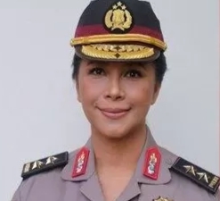 Rinny Wowor, Polwan BIN Pertama yang Naik Pangkat Jadi Irjen