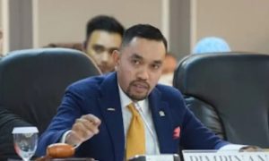 DPR Sebut Ormas Pakai Seragam TNI-POLRI Harus Ada Sanksi Bagi