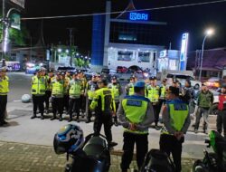 Jaga Malam Minggu Kondusif, Personel Polres Payakumbuh Sapa dan Berdialog dengan Masyarakat